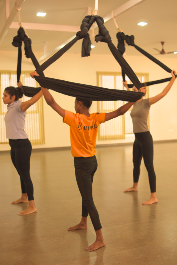 Aerial Yoga 1