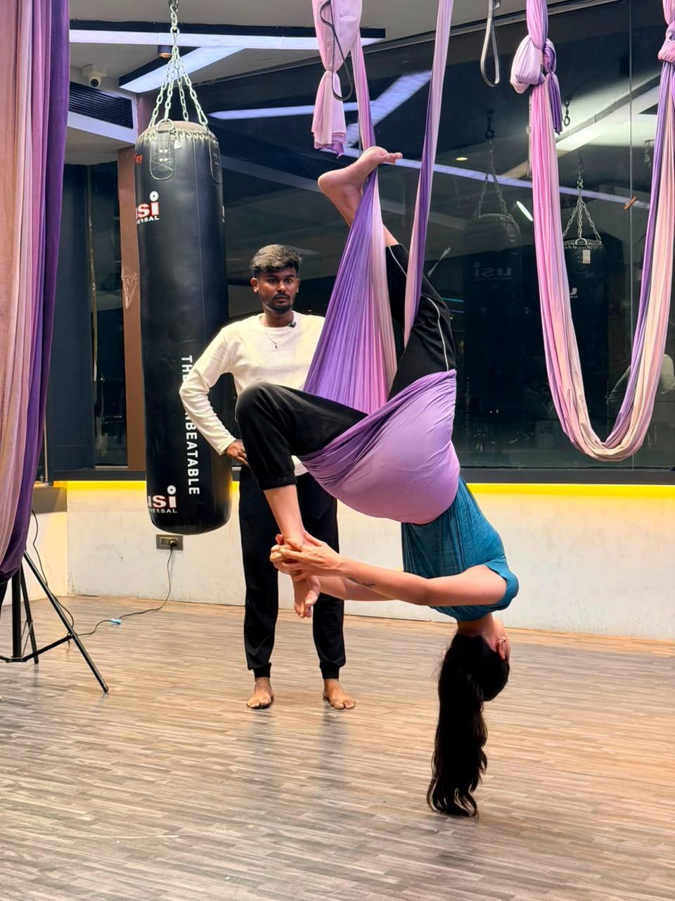 Aerial hammock training session 3